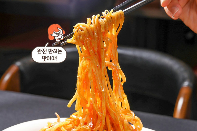 새콤달콤 스타일 토마토차우멘🍅