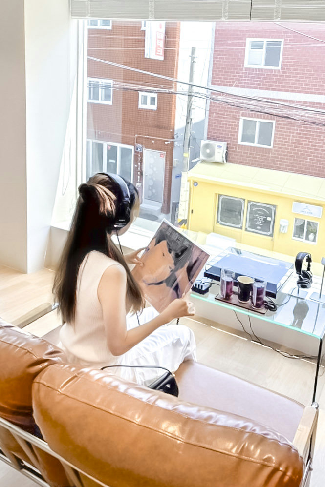 음악을 들으며 여유롭게🎵