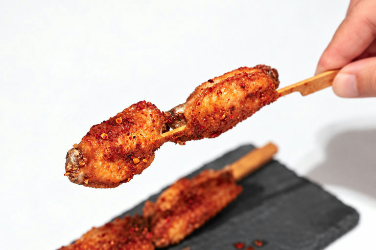 촉촉한 속살이 매력적인 닭날개꼬치🍗