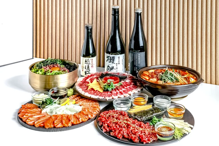 취향 존중! 육회부터 전골까지 완벽한 메뉴 구성