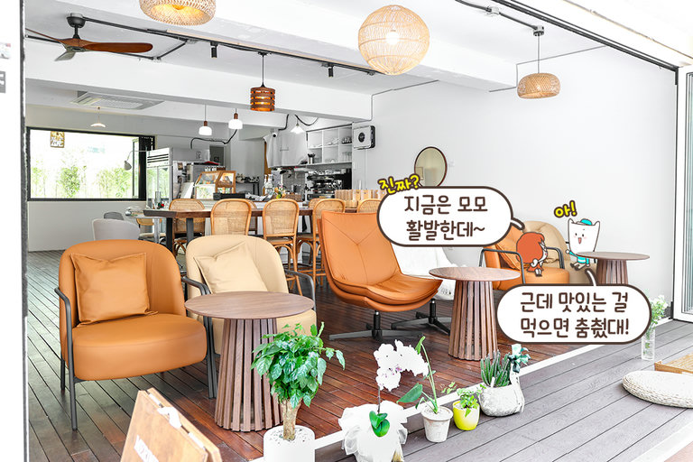 어디에 앉아도 힐링되는 공간🍀