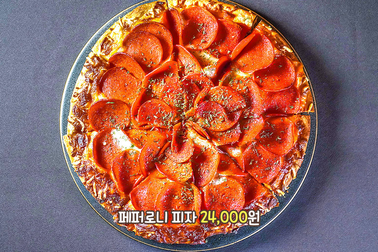 쭈욱 늘어나는 치즈 좀 봐😳