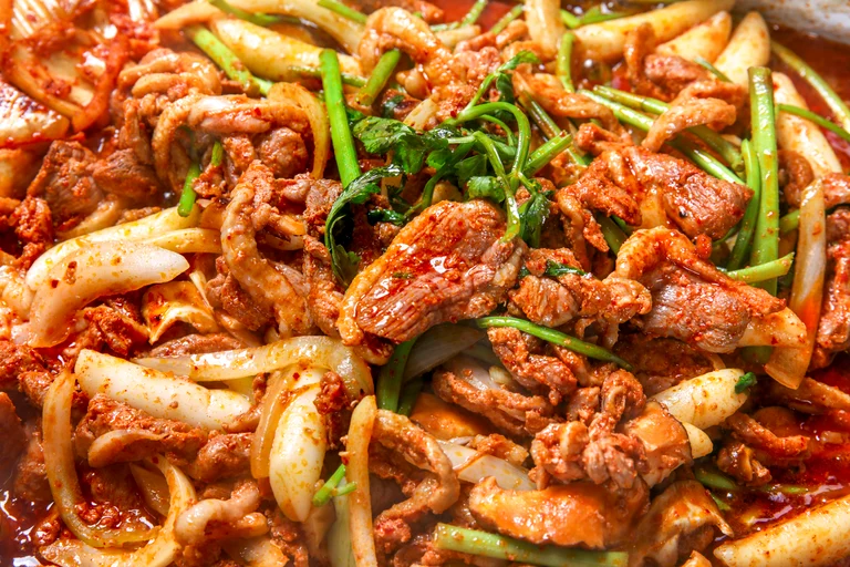 매콤달콤 감칠맛 가득한 오리주물럭🔥