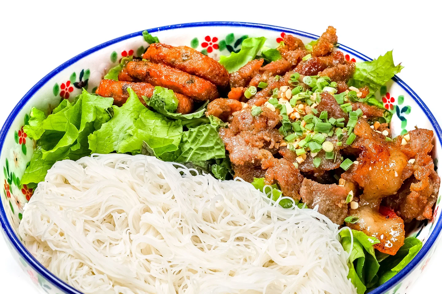 새콤달콤 다채로운 맛을 자랑하는 분짜