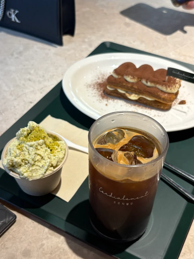 슬라이더 이미지