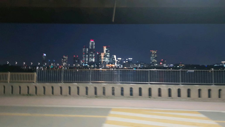 슬라이더 이미지