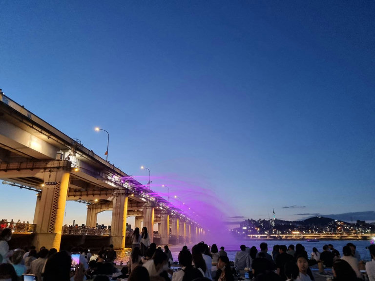 슬라이더 이미지