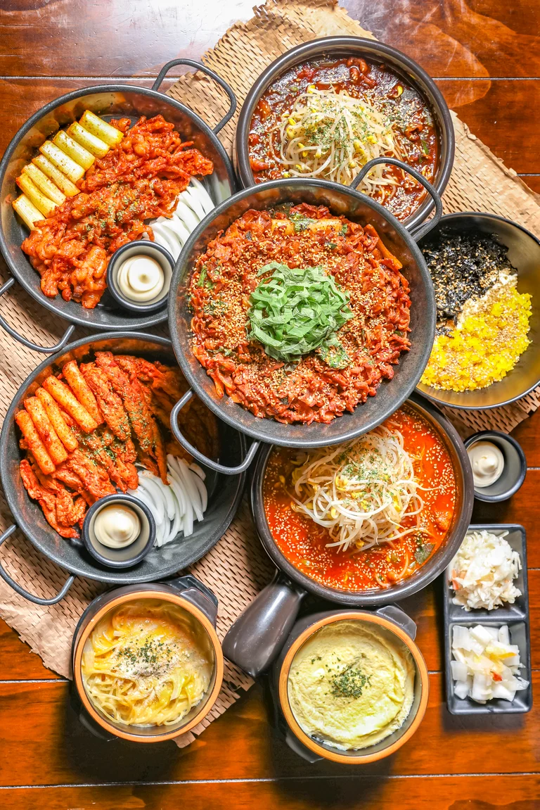 재료 손질부터 꼼꼼하게 신경쓰는 곳💪