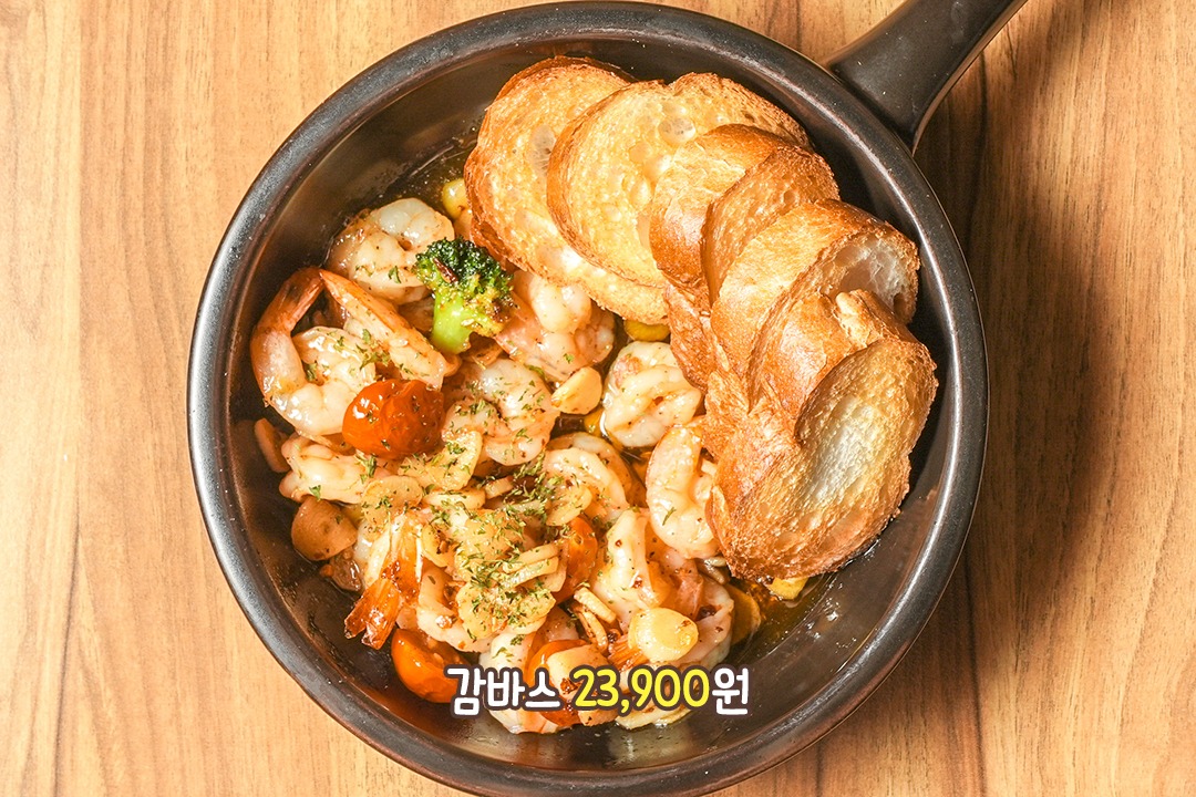 독일, 체코, 일본 등 다양한 생맥주와 하이볼