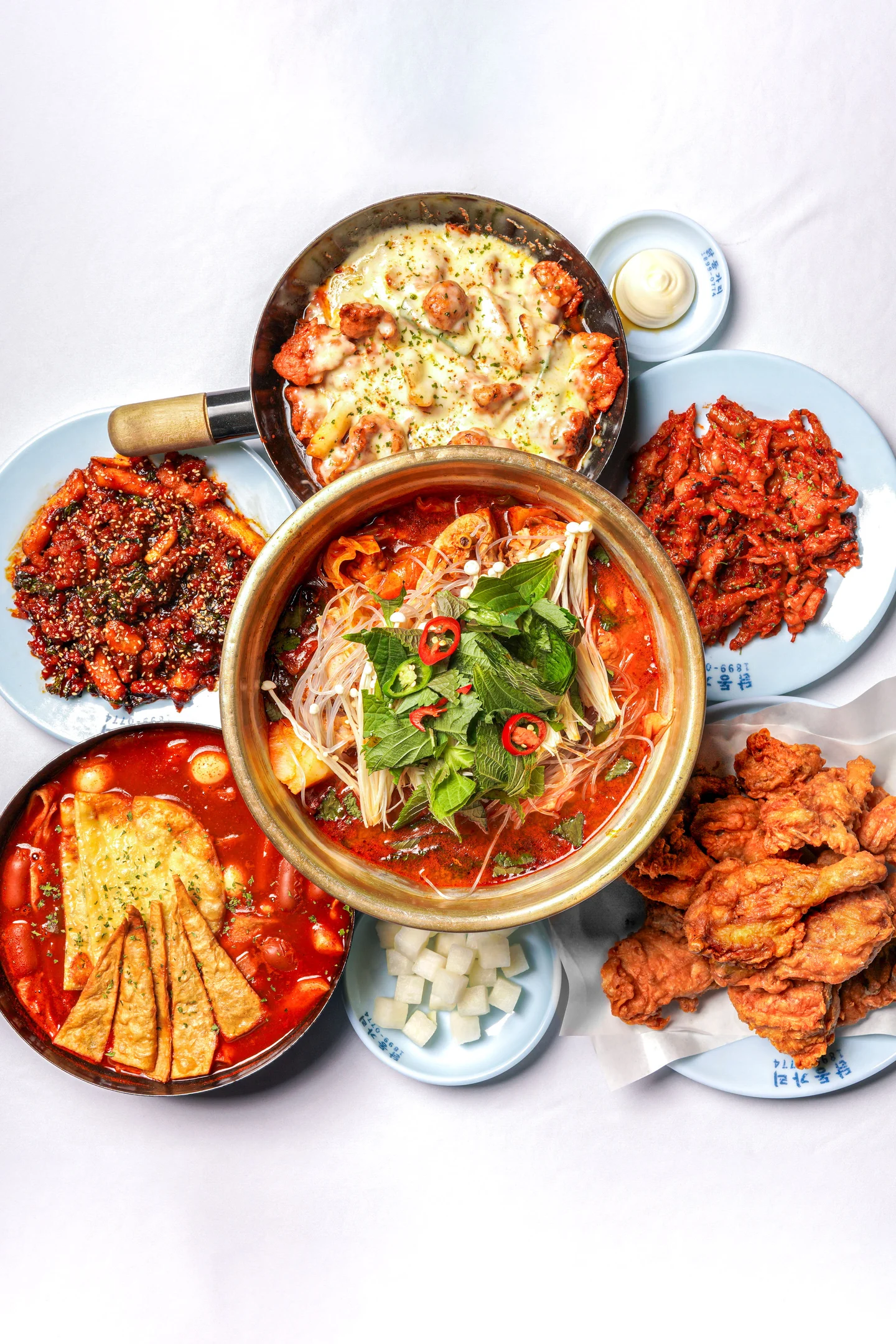강남 한복판에서 만난 낭만 있는 레트로 포차🏮