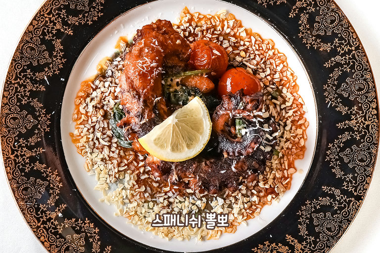 쫄깃하면서도 사르르 녹아내리는 부드러운 식감🐙