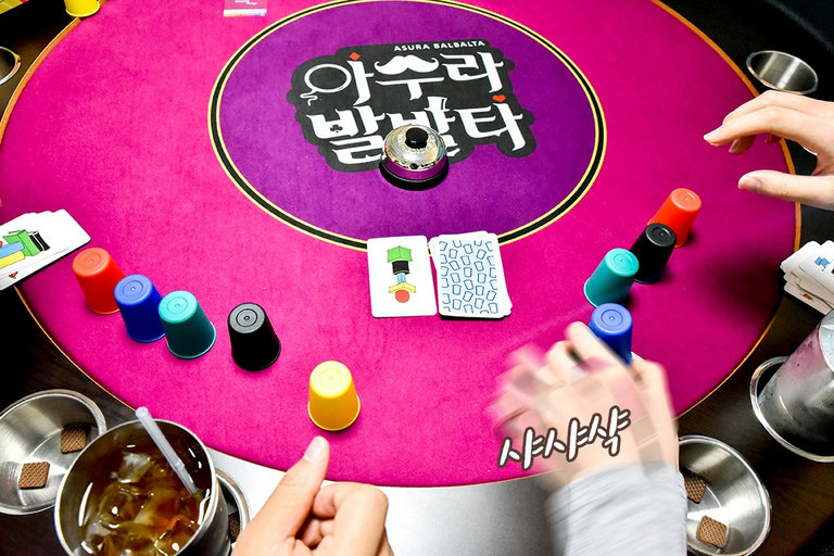 순발력 게임은 역시 할리갈리!