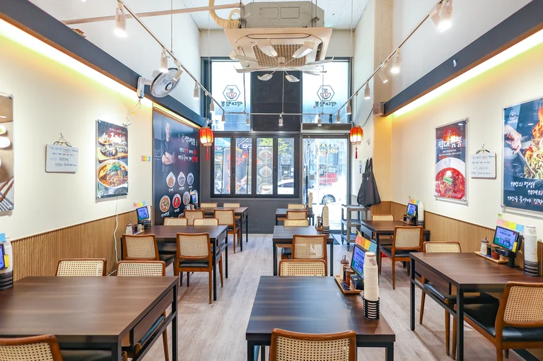 24시간 즐길 수 있는 불향 가득 역대짬뽕🍜