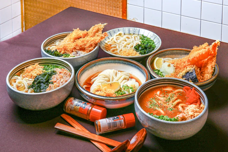 정성 가득 담아 만든 육수와 면💕
