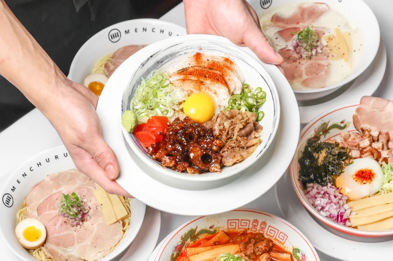 라멘 한 그릇, 든든하게 즐기기🍜