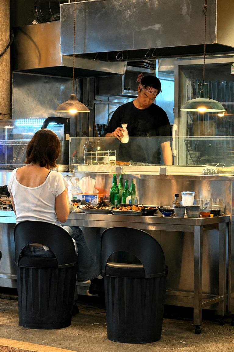눈앞에서 요리가 완성되는 매력적인 바 자리