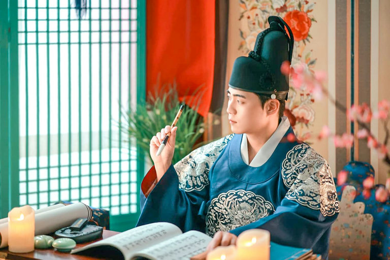 한복 입고 달빛기행 갈래?