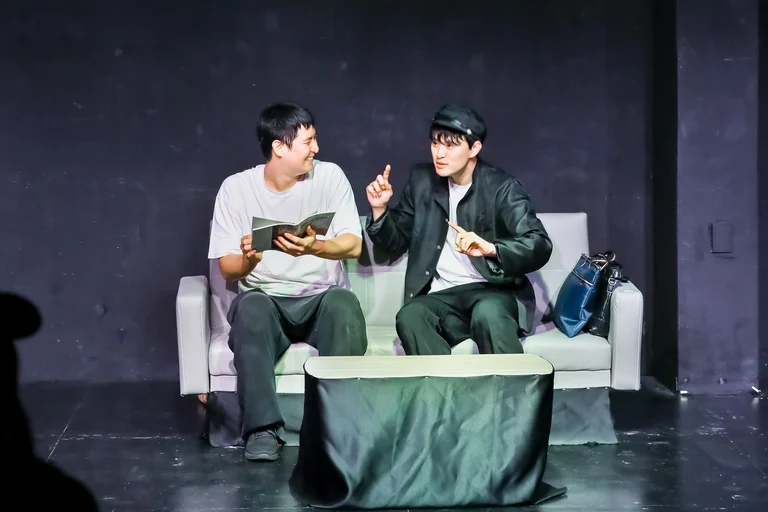 후기 댓글을 작성하면 소정의 선물까지 증정받는 이벤트!