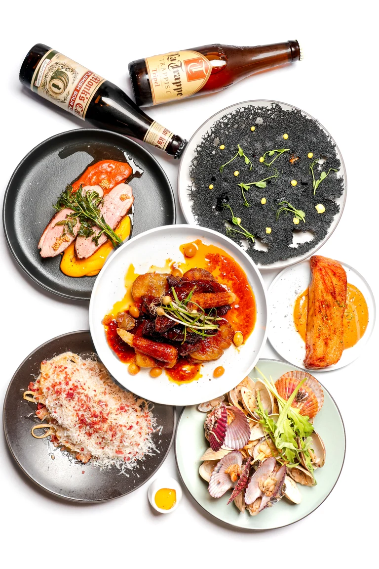 성수 골목 안에서 발견한 분위기 좋은 와인바🍷
