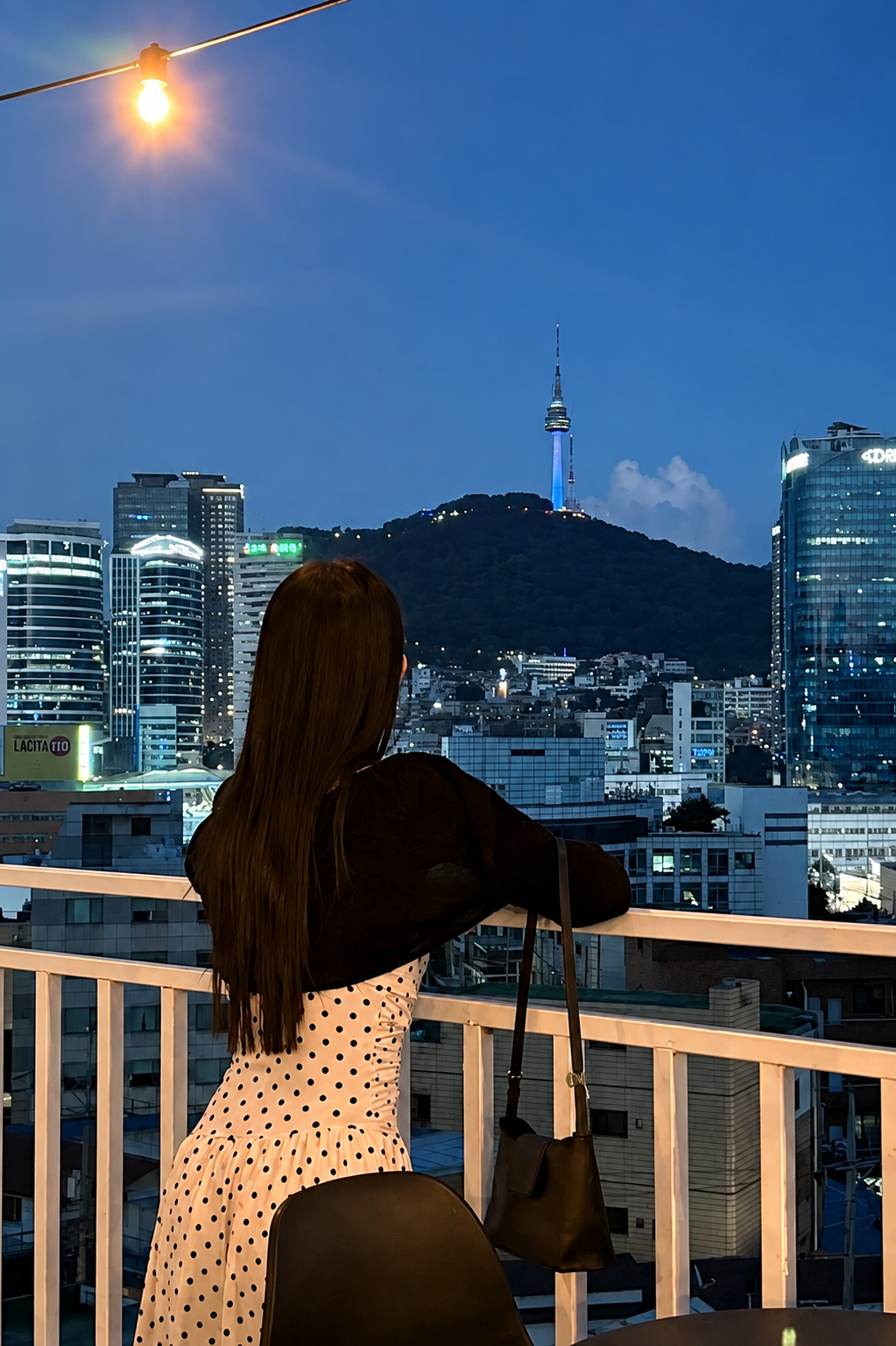 도심의 야경을 즐기며 힐링하기🌃