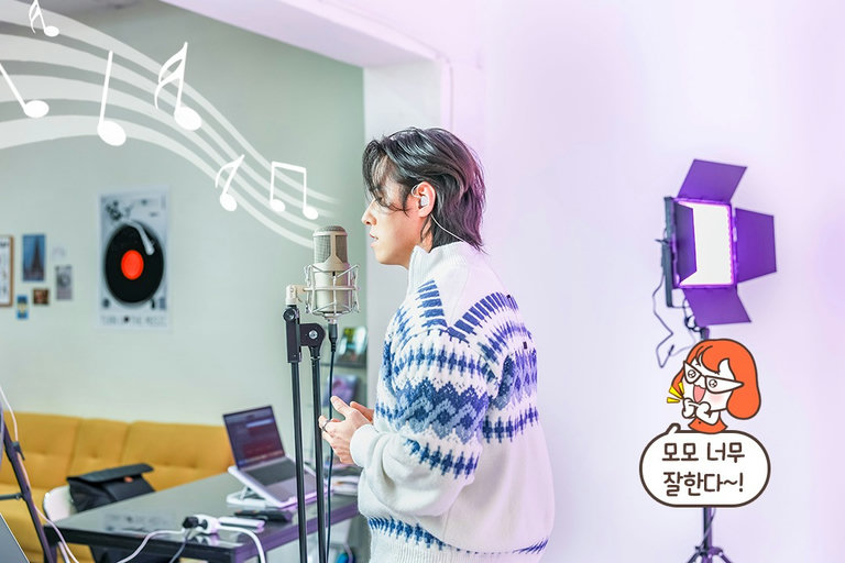 깨끗한 스튜디오에서 영상 촬영까지 완벽하게